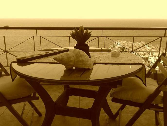 Sea And Sky Infinity Blue Apartment Гитион Экстерьер фото